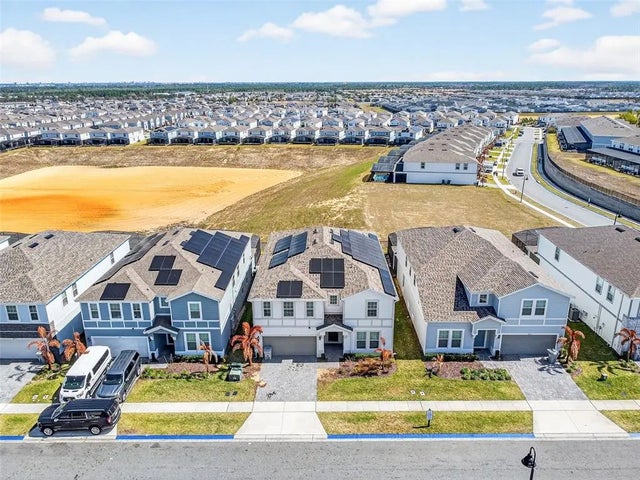 3711 Lana Ave, DAVENPORT