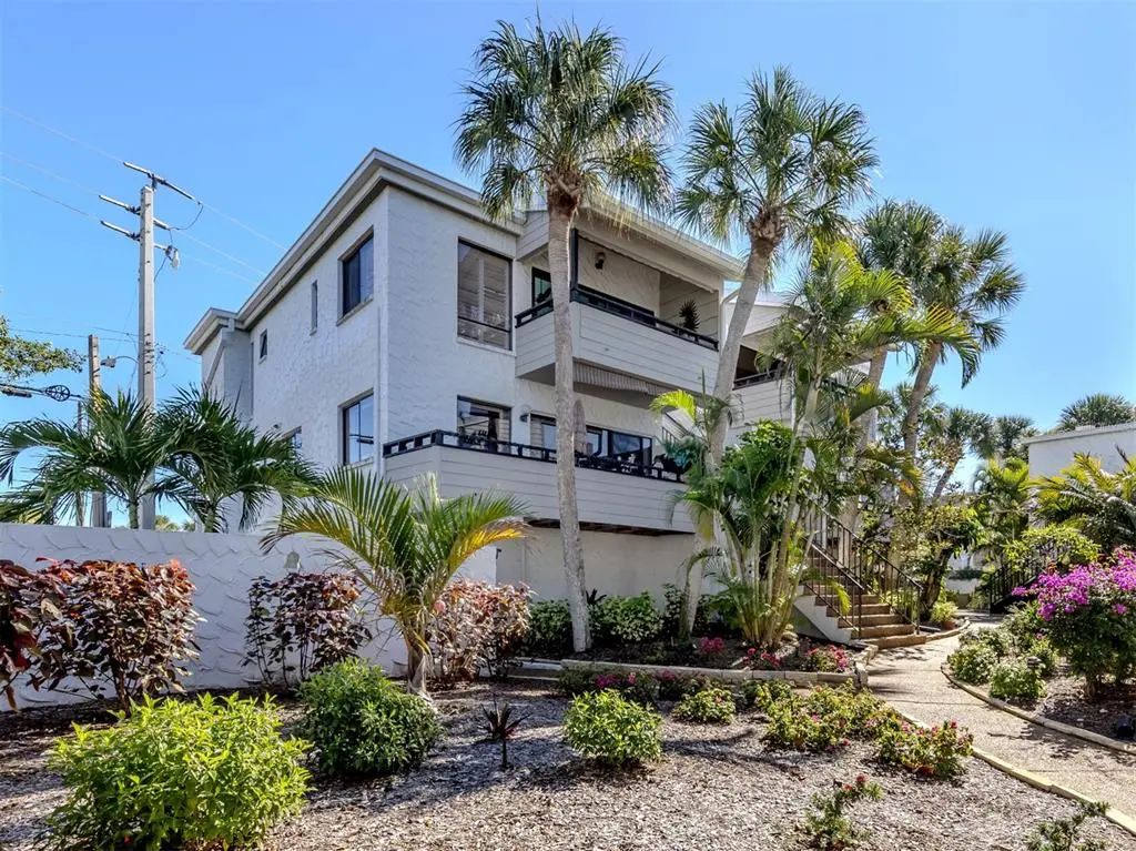 1555 Tarpon Center Drive 247, VENICE