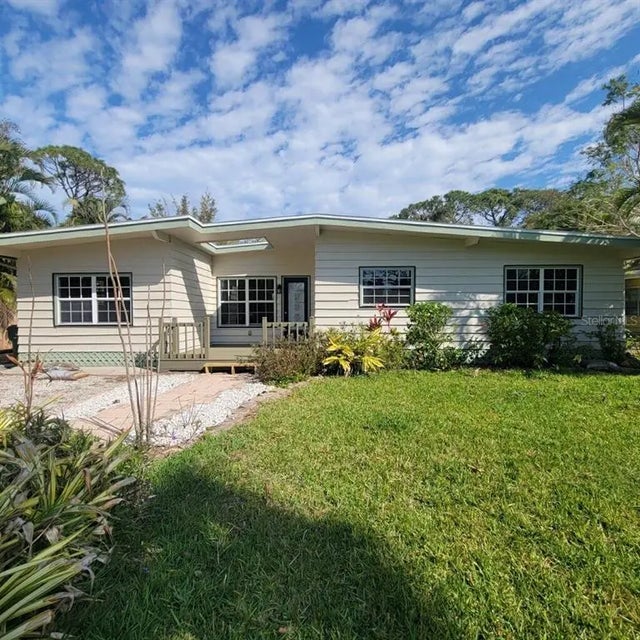 835 Indiana Lane, SARASOTA