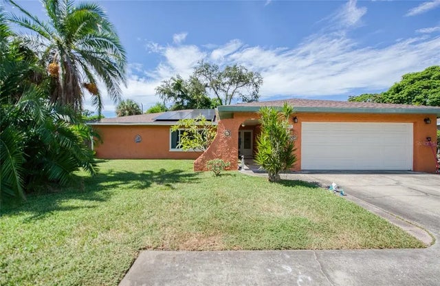 6861 4th Street S, ST PETERSBURG