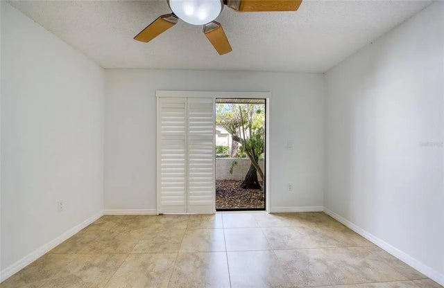 6861 4th Street S, ST PETERSBURG