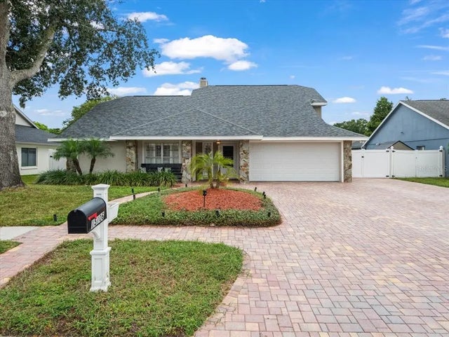 15106 Nighthawk Drive, TAMPA
