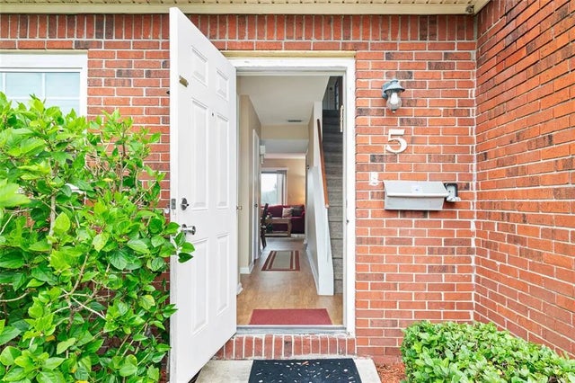 1920 E Edgewood Drive G5, LAKELAND