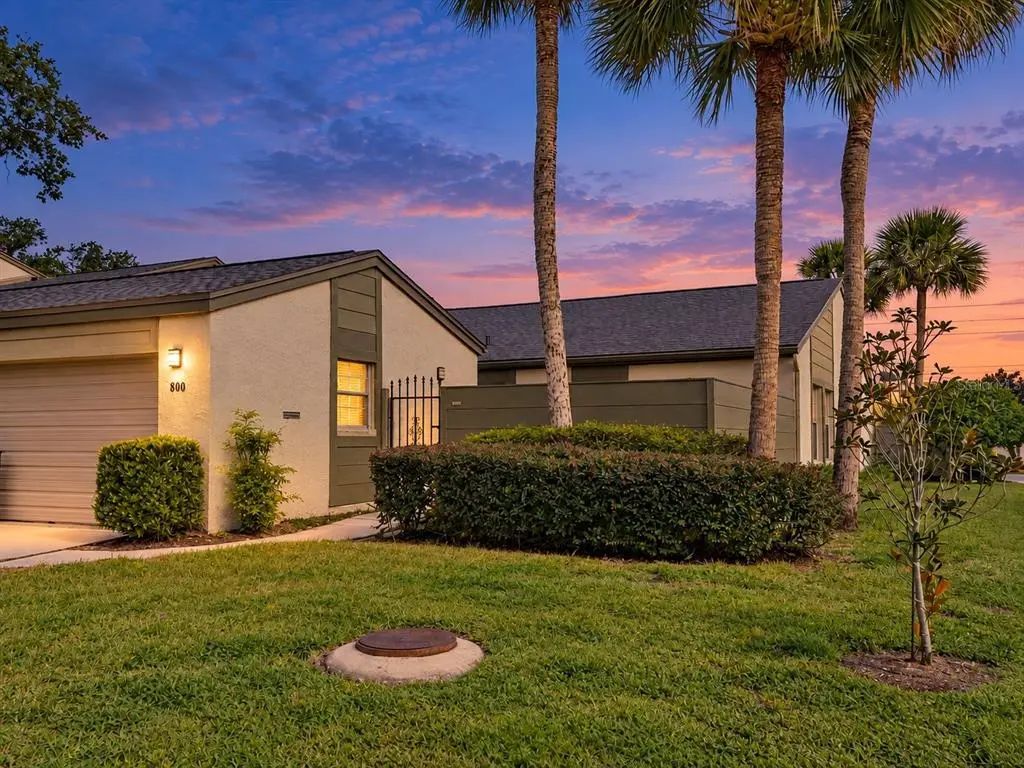 800 Westwind Lane, FERN PARK