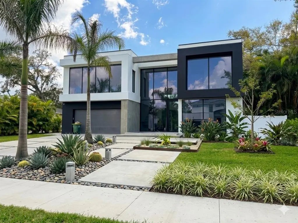 1640 Waldemere Street, SARASOTA