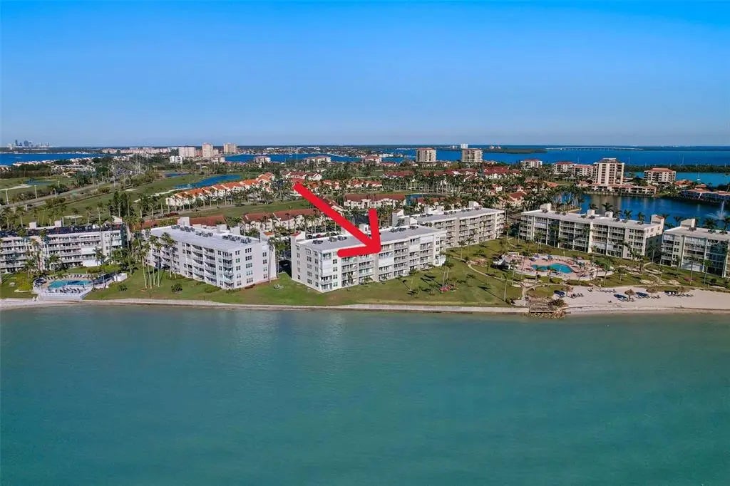 6001 Bahia Del Mar Circle 429, ST PETERSBURG
