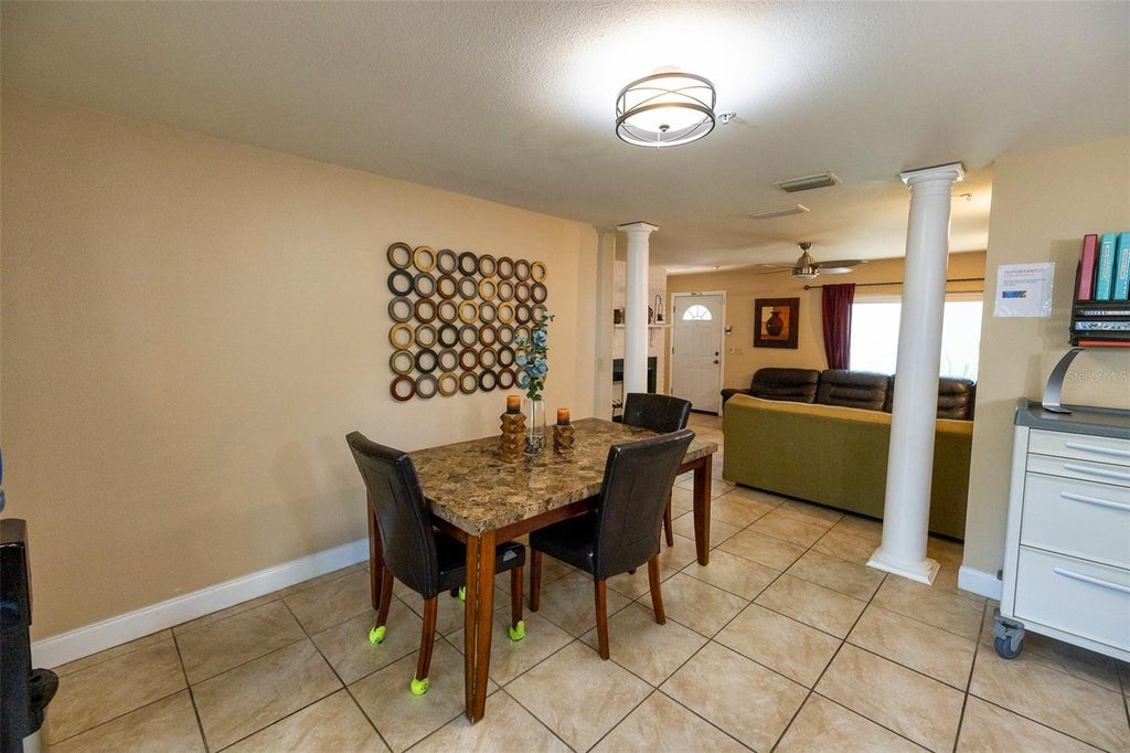 7128 Wrenwood Circle, TAMPA