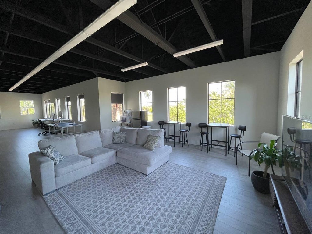 5900 Pan American Boulevard 205, NORTH PORT