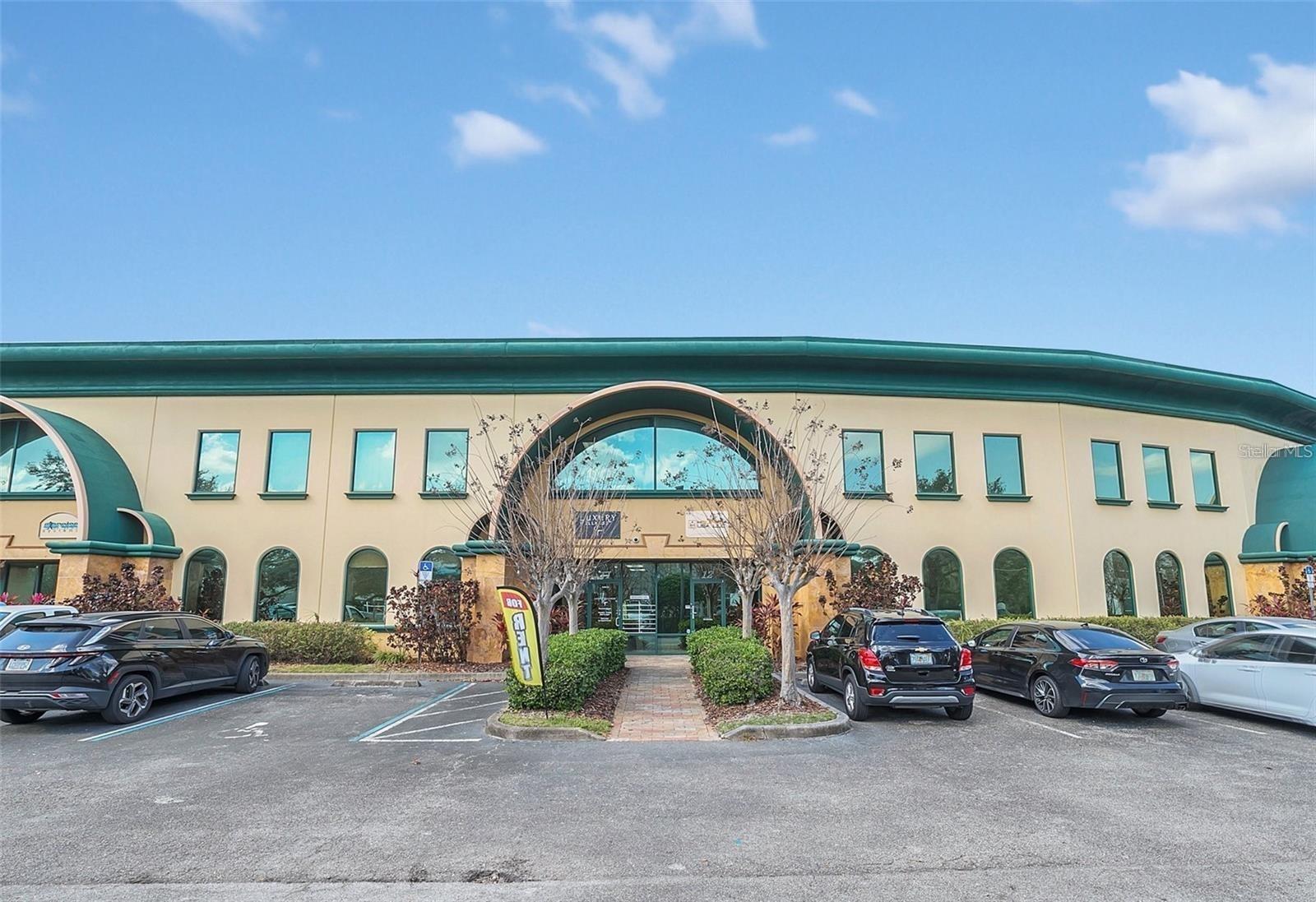 Photo of Listing #O6286792