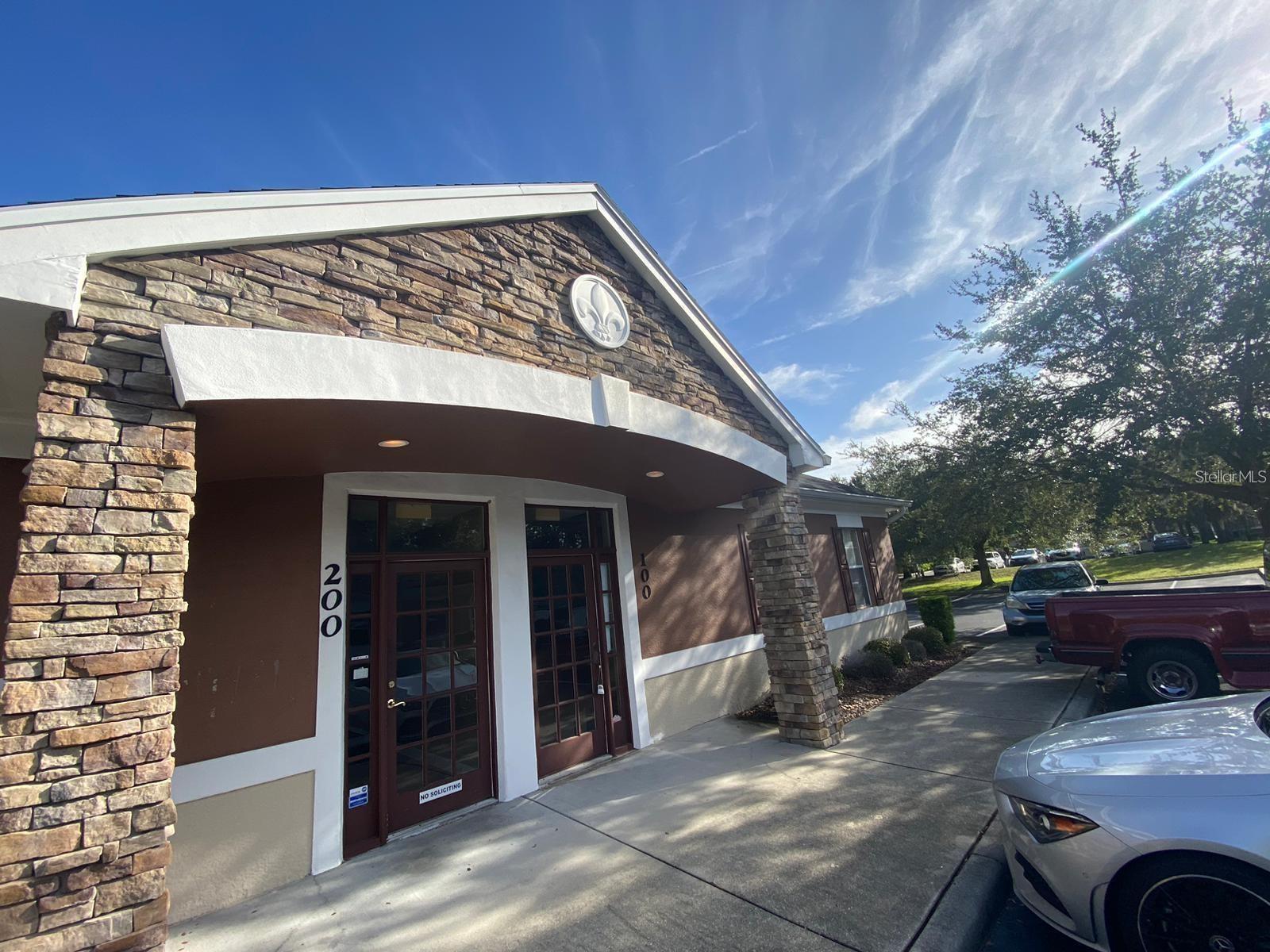 Photo of Listing #O6319866