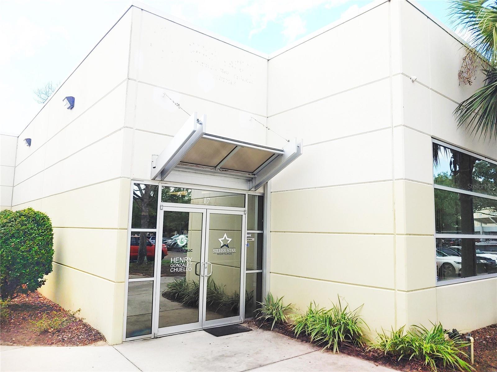 Photo of Listing #O6364590