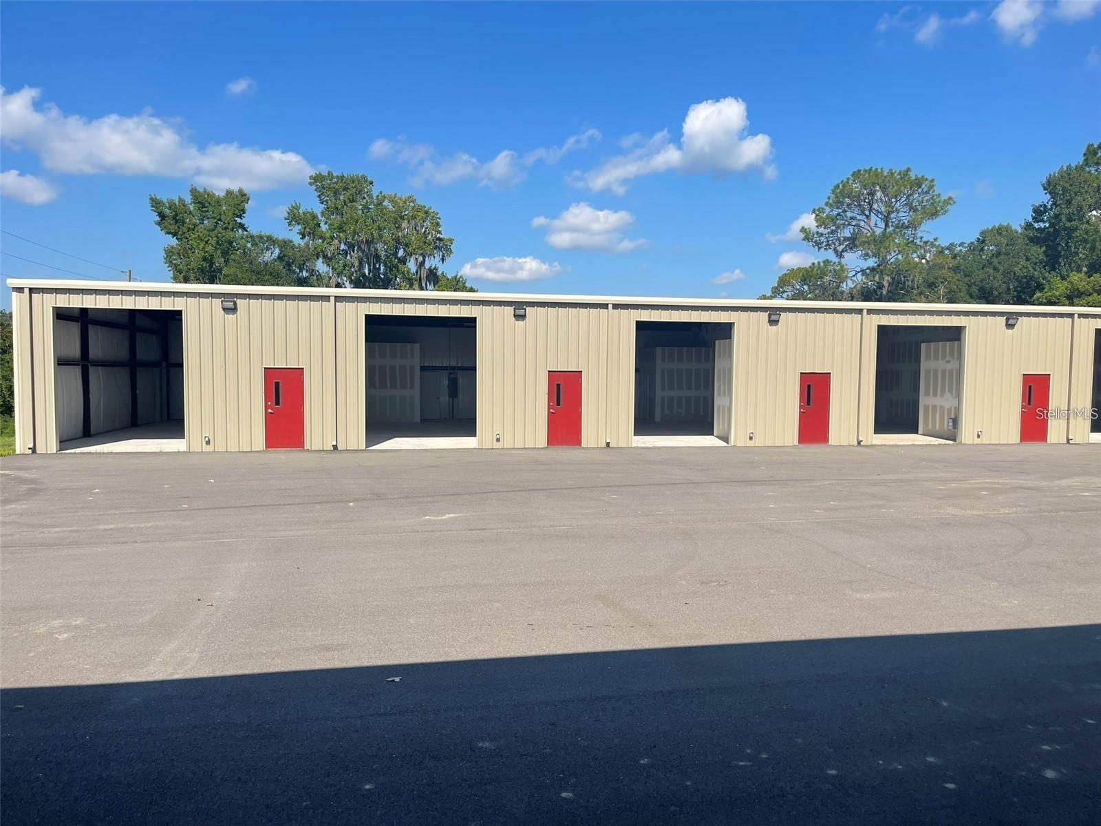 Photo of Listing #OM700544