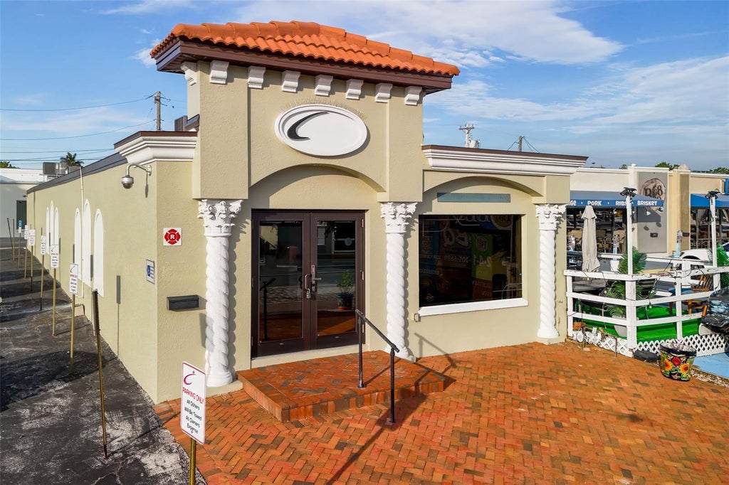 1213 Se 47th Terrace, CAPE CORAL