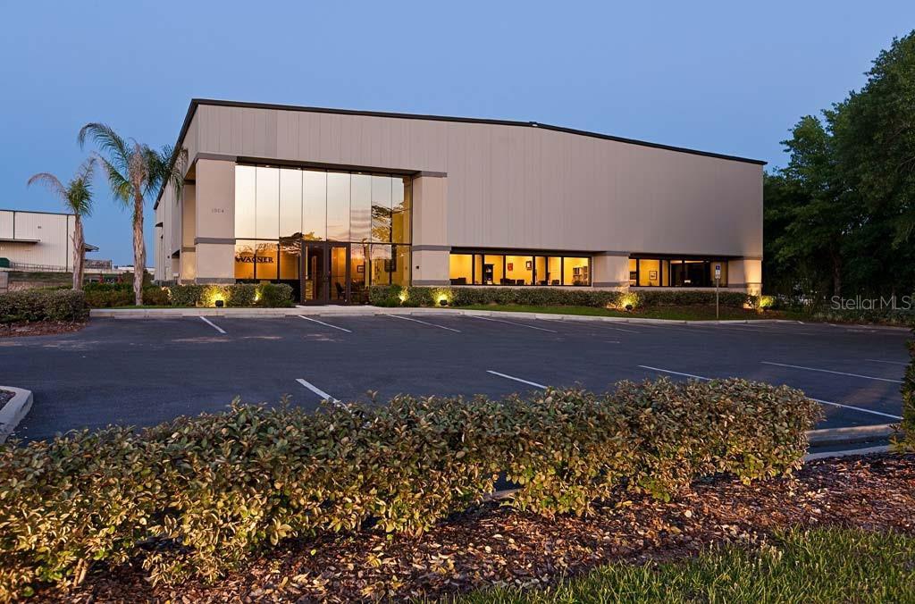 1904 Thomas Avenue, LEESBURG