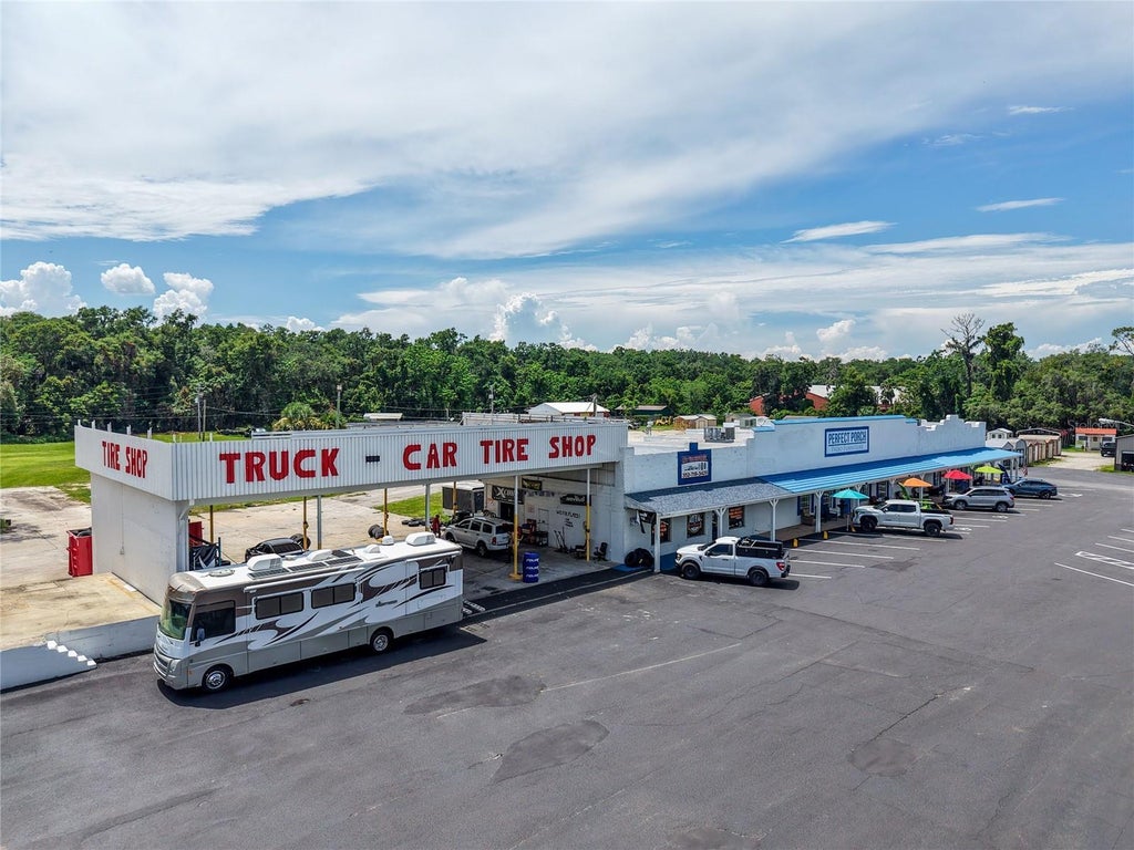 2520 Us Highway 441/27, FRUITLAND PARK