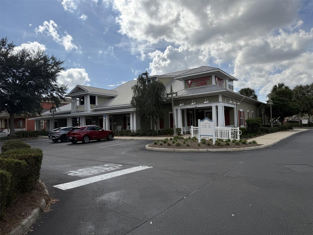 910 Old Camp Road 110, THE VILLAGES