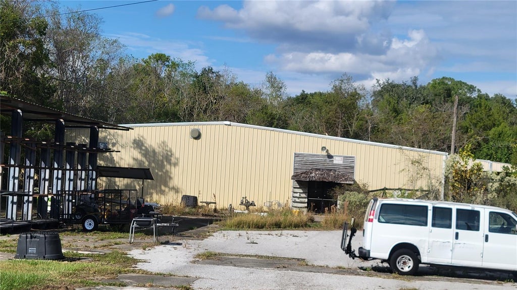 716 West Noble Avenue, WILLISTON