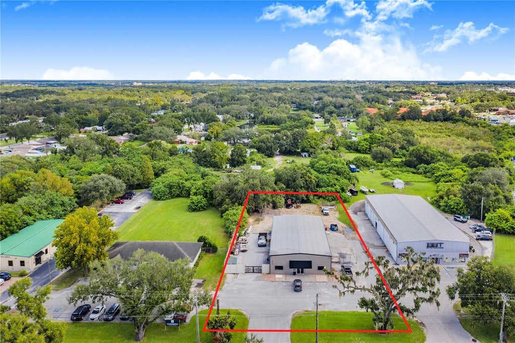 613 Schoolhouse Road, LAKELAND