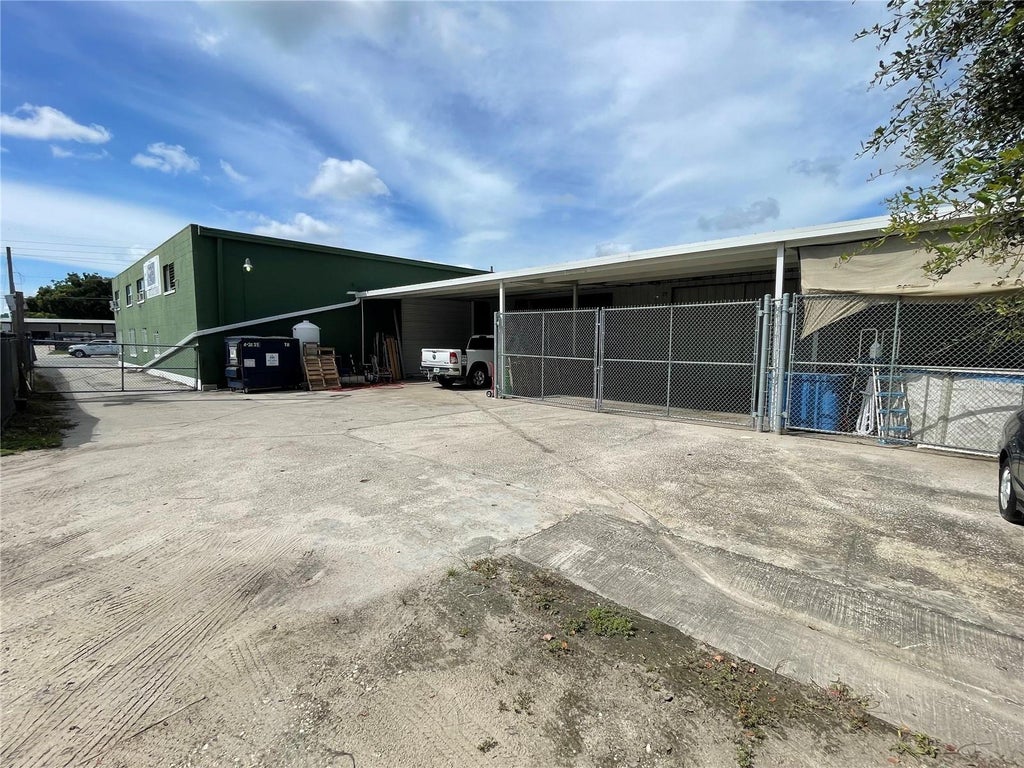 2909 Old Winter Garden Road, ORLANDO