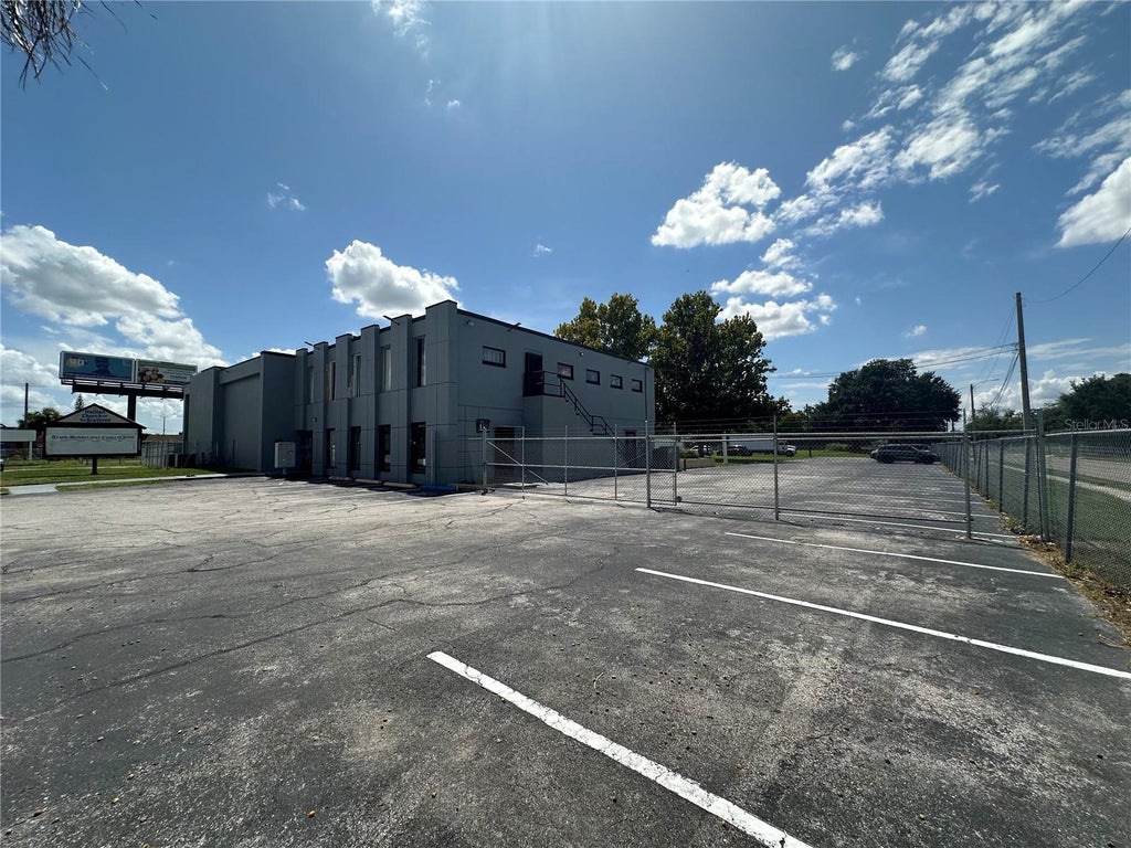 2300 South Orange Blossom Trail, ORLANDO