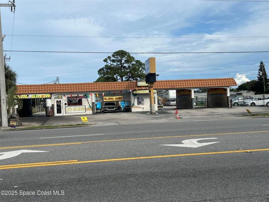 226 South Courtenay Parkway, MERRITT ISLAND