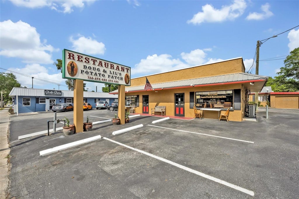 635 South Woodland Boulevard, DELAND