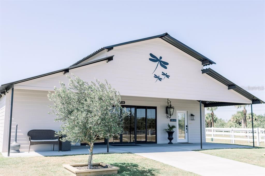 Photo of Listing #O6336110