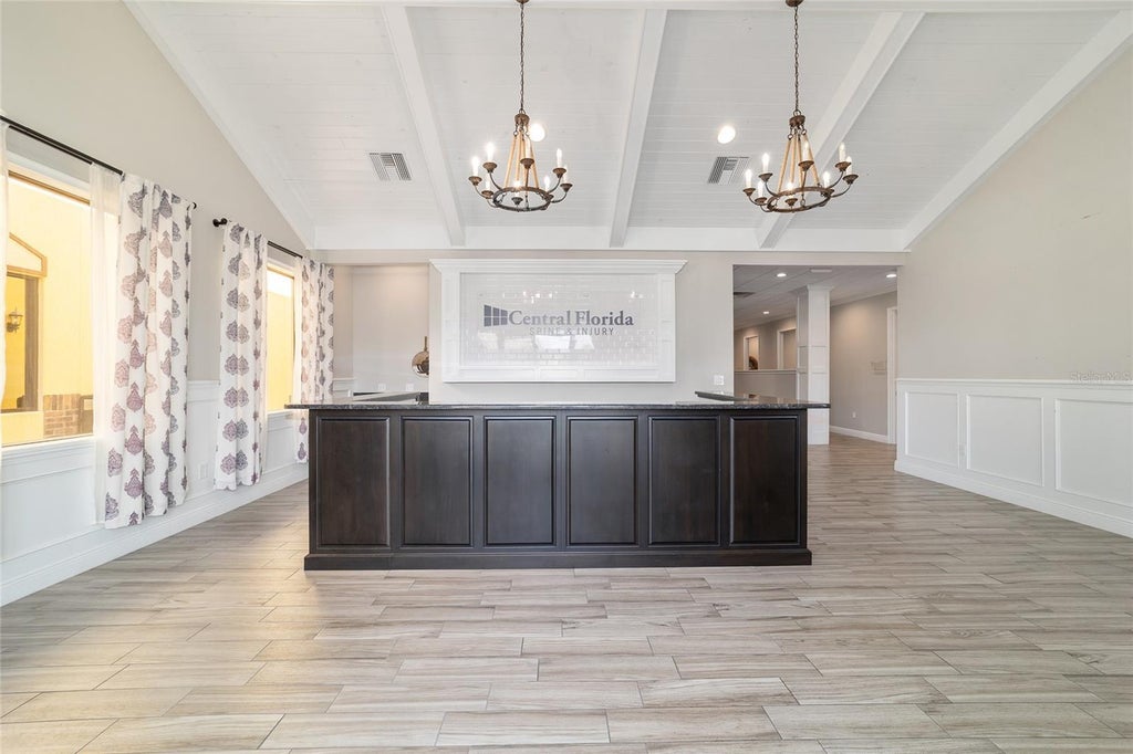 809 County Road 466 C301, LADY LAKE