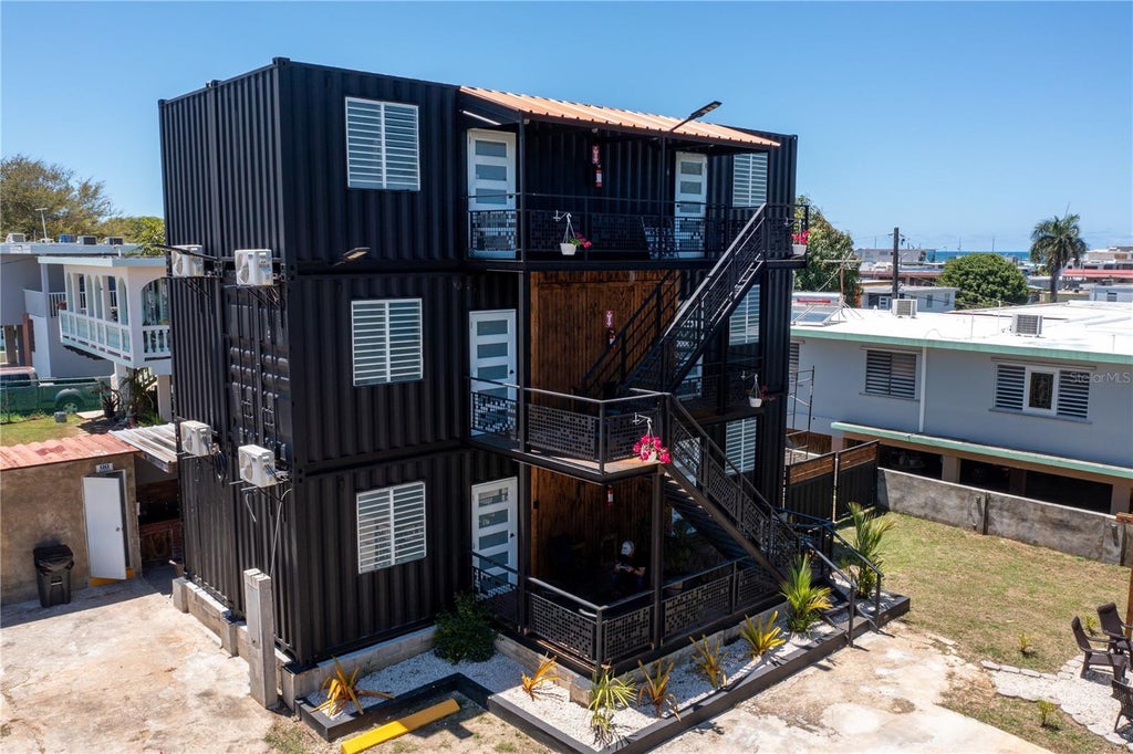 Condo. Entre Olas Carr. #686, Bo. Puerto Nuevo, VEGA BAJA