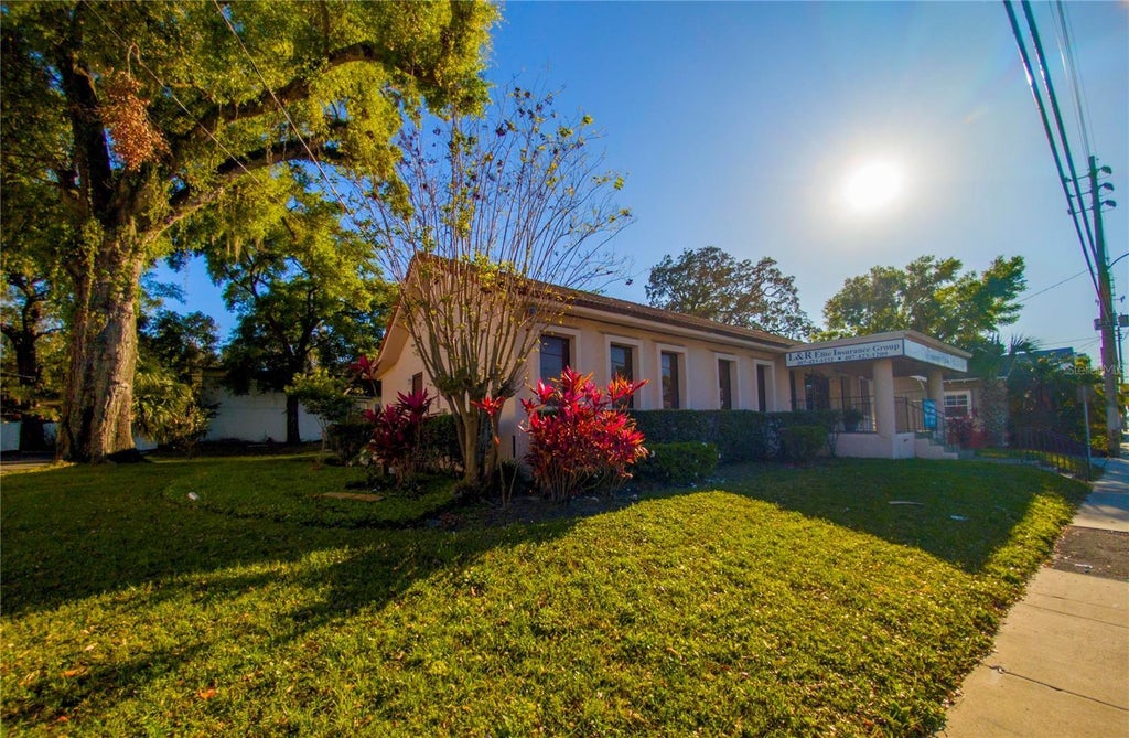 802 East Colonial Drive, ORLANDO