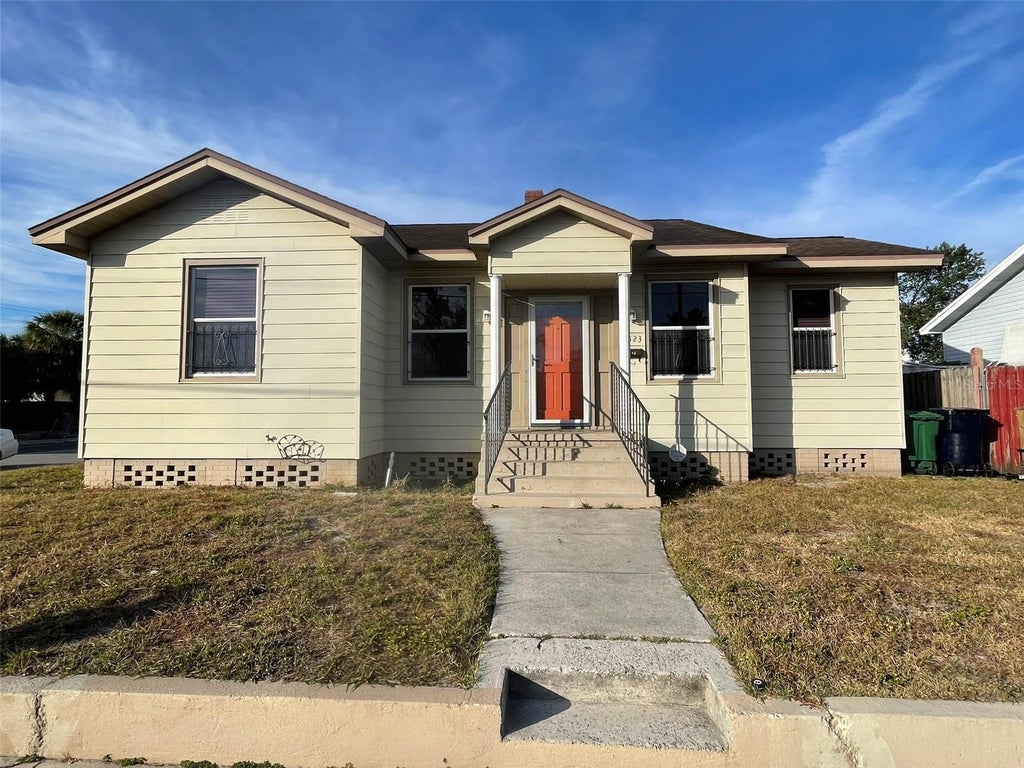 2323 West North B Street, TAMPA