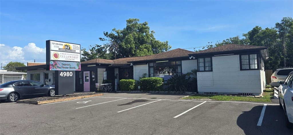 4980 38th Avenue N, ST PETERSBURG