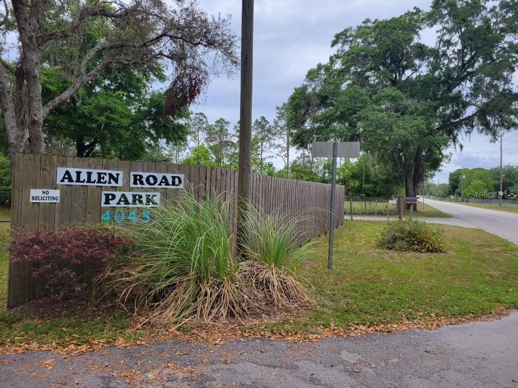 4045 Allen Rd, ZEPHYRHILLS