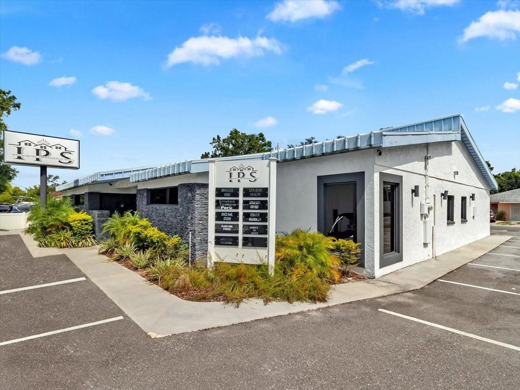 3811 West Sligh Avenue, TAMPA