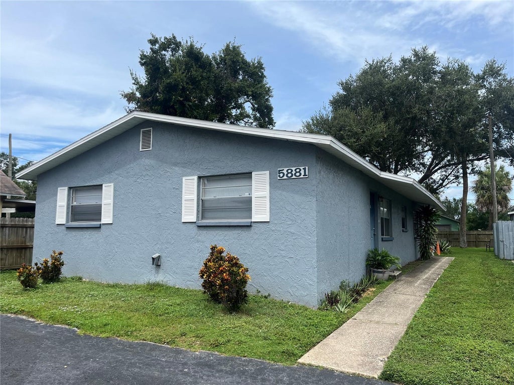 5881 72nd Avenue N, PINELLAS PARK