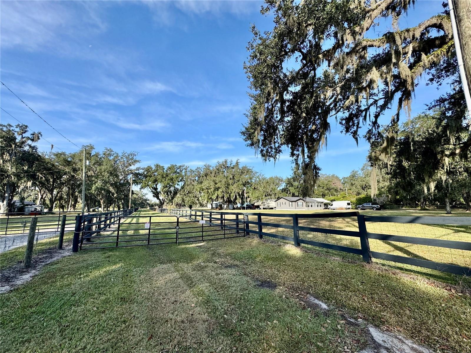 Photo of Listing #TB8456018