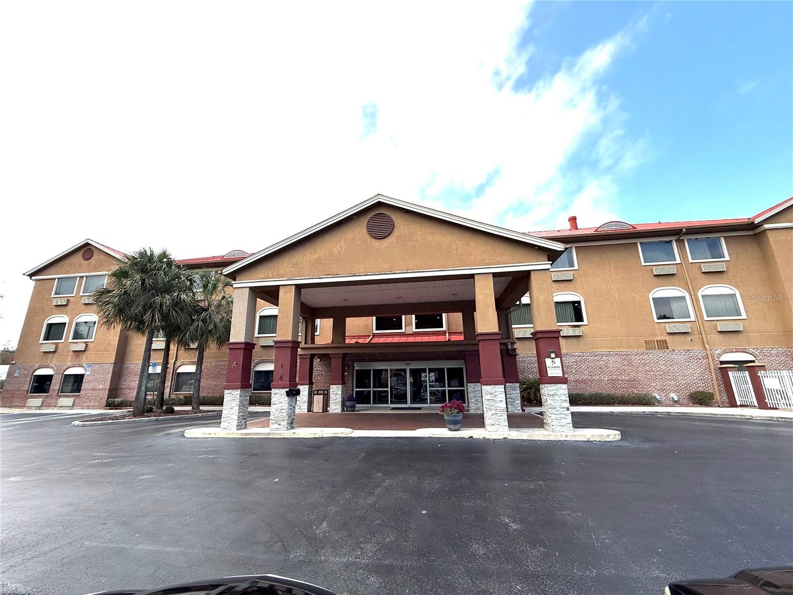 Photo of Listing #TB8466780