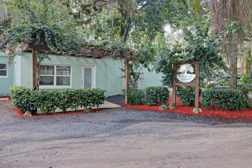 28313 Us Highway 27, LEESBURG