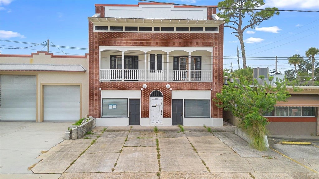 204 Magnolia Street, NEW SMYRNA BEACH