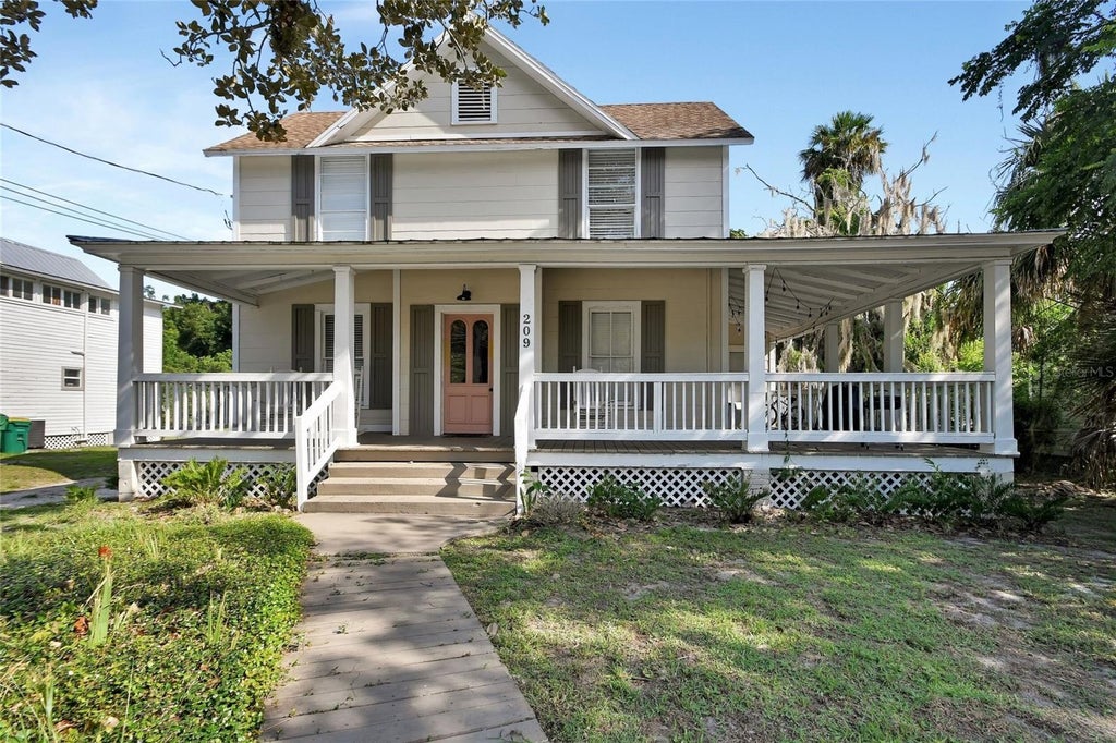 209 West Wisconsin Avenue, DELAND