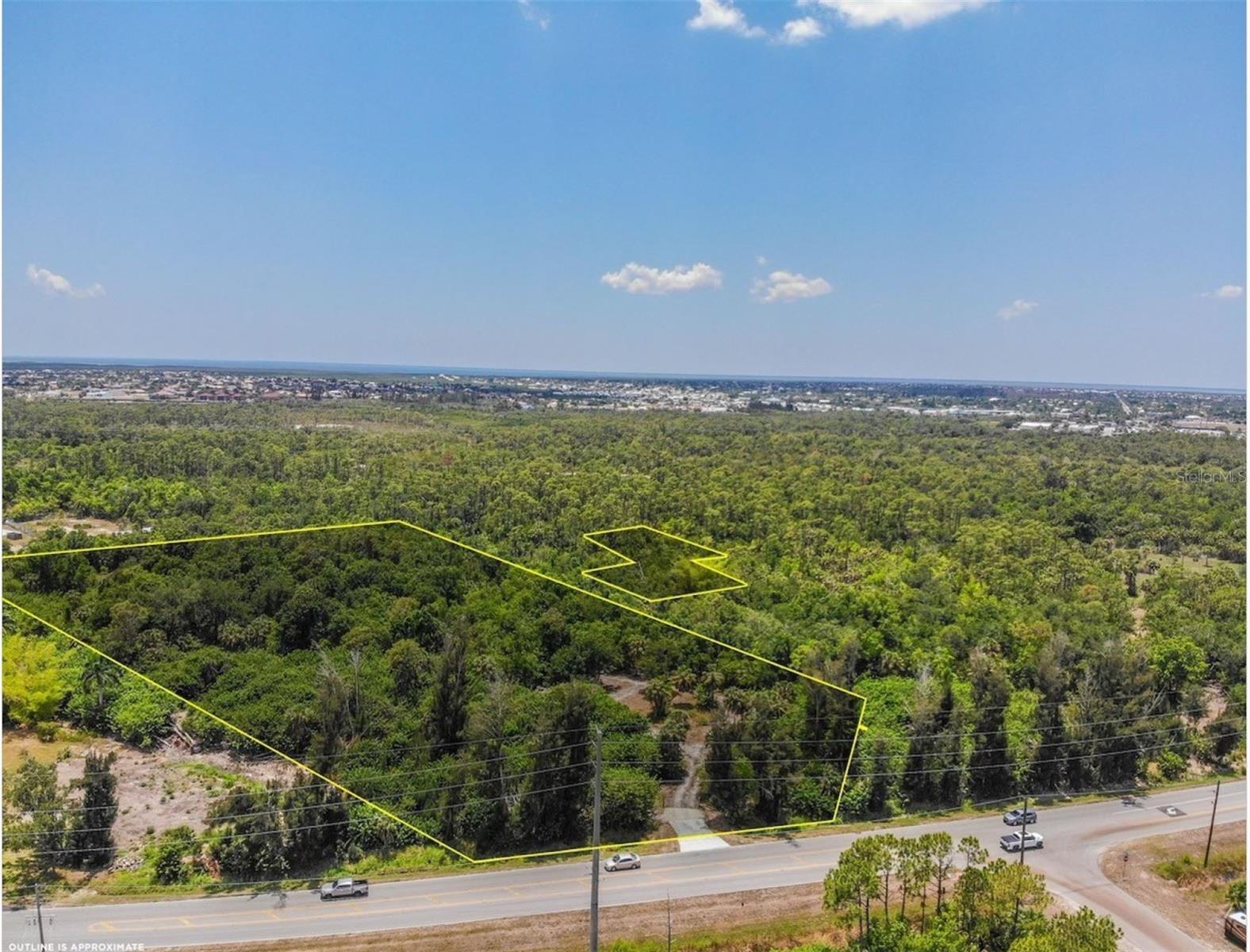 Photo of Listing #C7493775