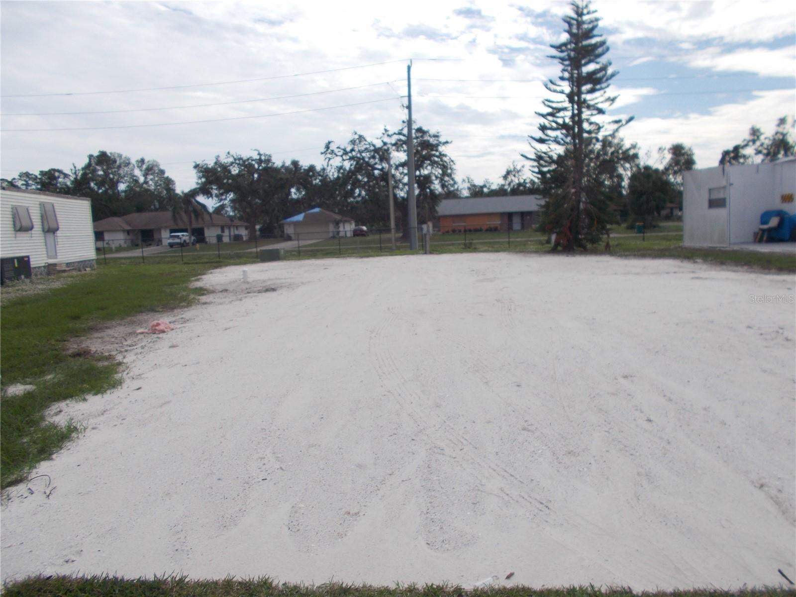 Photo of Listing #C7512545