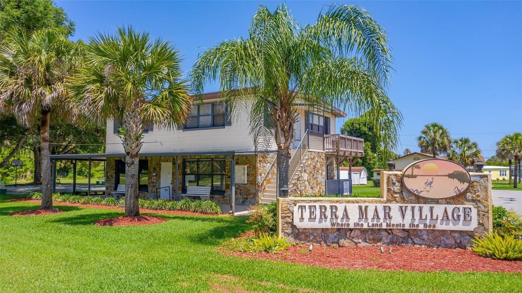 160 Red Bass Lane, EDGEWATER