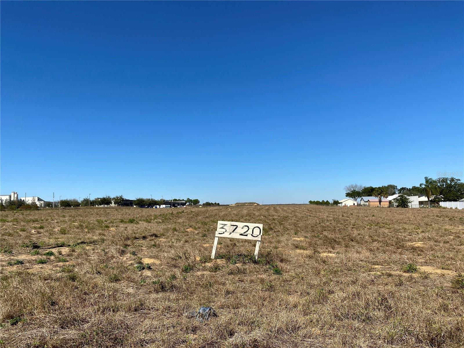 Photo of Listing #R4905864
