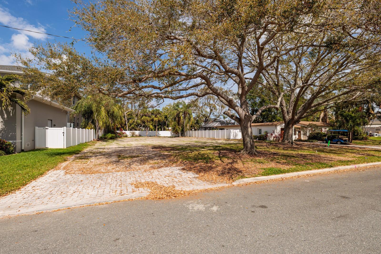 Photo of Listing #TB8357903