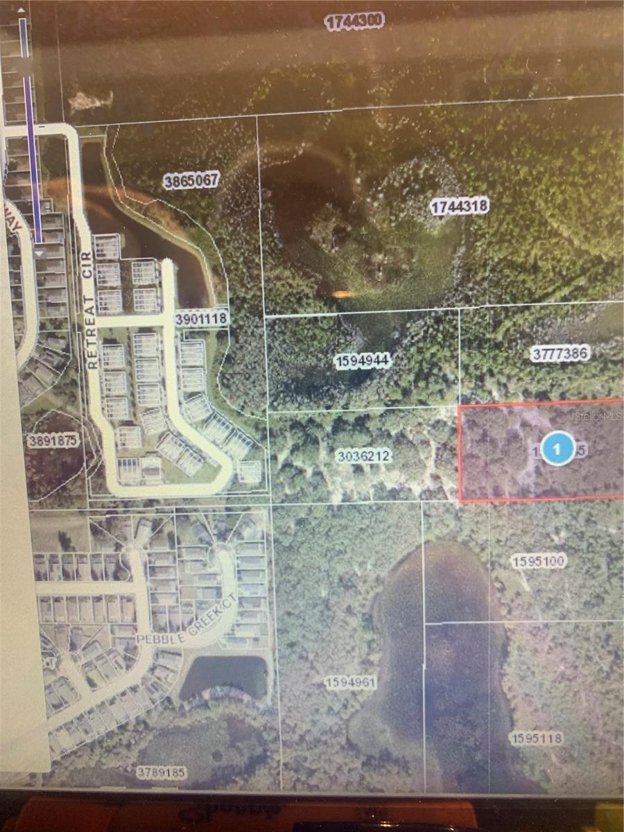 Retreat Circle, WINTER GARDEN