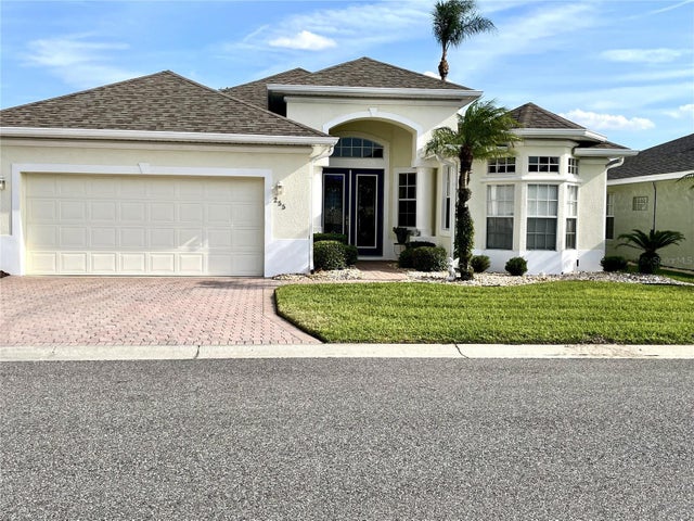 255 Royal Palm Drive, DAVENPORT