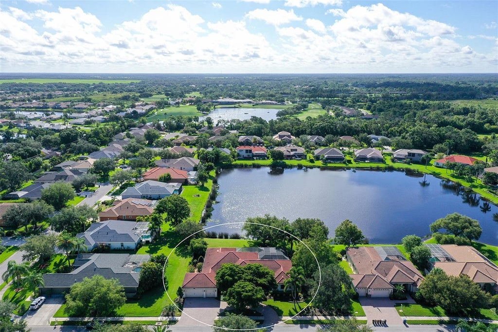 6240 Yellow Wood Place, SARASOTA Property Listing MLS® A4613611