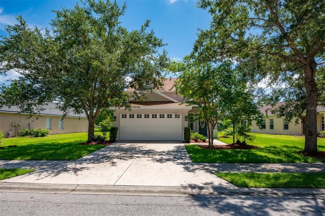 6227 Blue Runner Court, LAKEWOOD RANCH