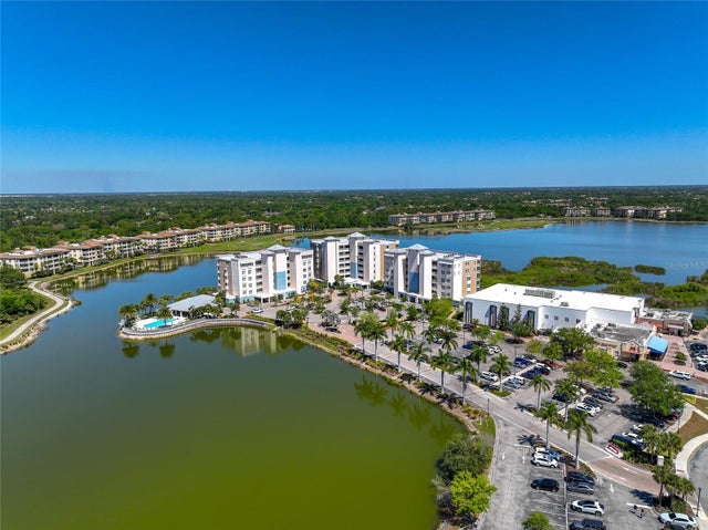 10530 Boardwalk Loop 201, LAKEWOOD RANCH